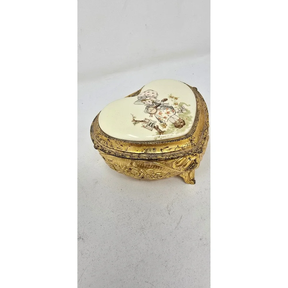 Vtg brass hinged jewelry box ceramic top velvet‎ Victorian Japan Holly Hobbie